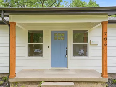 706 Emery St, Denton, TX 76201