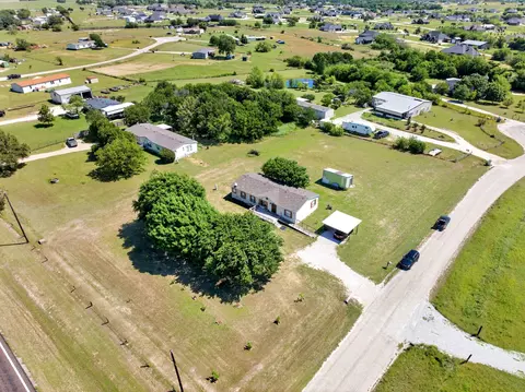 103 Anvil Ct, Weatherford, TX 76088