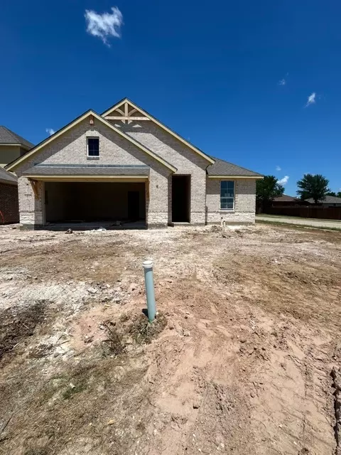 3415 Helena St, Gainesville, TX 76240