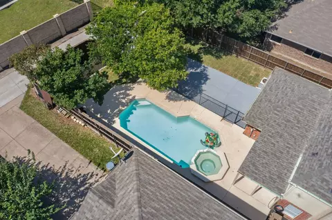 610 English Oak Dr, Allen, TX 75002