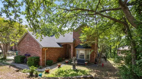 1508 Valley Creek Rd, Denton, TX 76205