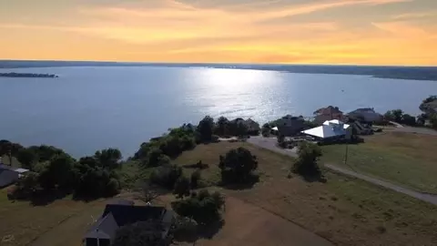 10071 Lakeview Ct, Whitney, TX 76692