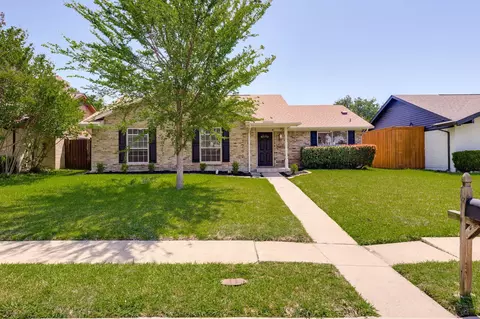 2202 Briarmeadow Dr, Garland, TX 75044