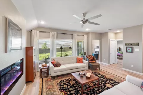 2625 Oneida Ln, Fort Worth, TX 76179