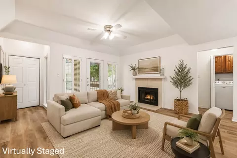 3105 San Jacinto St #207, Dallas, TX 75204