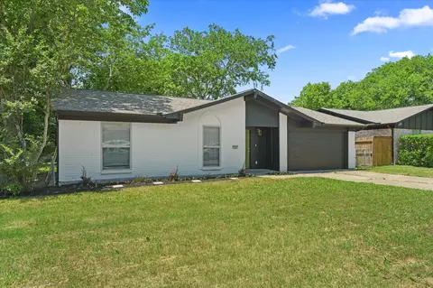 1222 Saturn Dr, Cedar Hill, TX 75104