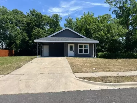 5505 King St, Greenville, TX 75402