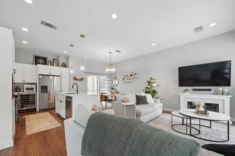 2280 N Fitzhugh Ave #30, Dallas, TX 75204