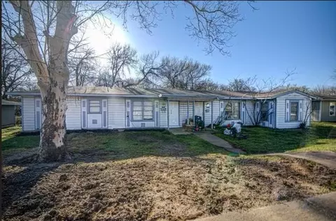 3 Pershing Dr #A, Denison, TX 75020