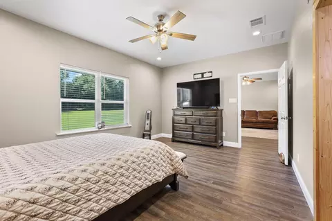 Bedroom - 2658 Oak Ridge Rd, Denison, TX 75021 photo 2 of 3