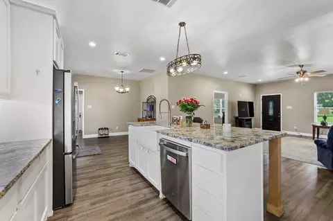 Kitchen - 2658 Oak Ridge Rd, Denison, TX 75021 photo 4 of 4