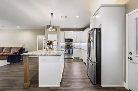 Kitchen - 2658 Oak Ridge Rd, Denison, TX 75021 photo 3 of 4
