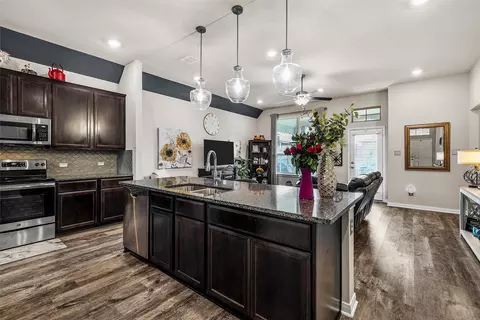 Kitchen - 3205 Samson Dr, Lorena, TX 76655 photo 4 of 4