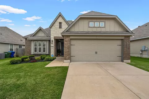Exterior - 3205 Samson Dr, Lorena, TX 76655 photo 2 of 7
