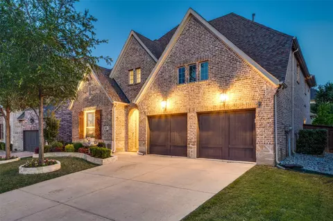 321 Park Hill Ln, Grapevine, TX 76051