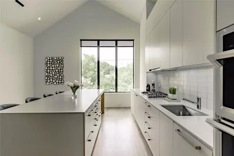1504 Burlew St #101, Dallas, TX 75204