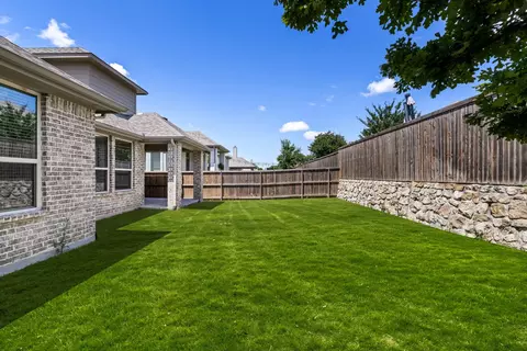 Exterior - 1514 Carnation St, Celina, TX 75009 photo 3 of 4