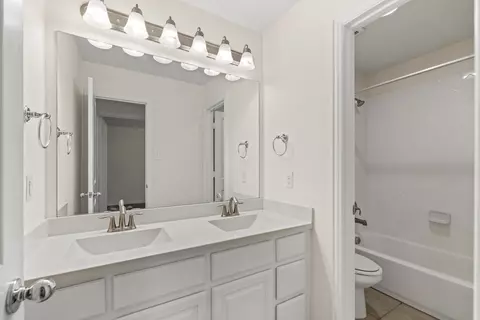 Bath - 1514 Carnation St, Celina, TX 75009 photo 3 of 3