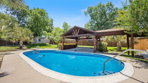 1101 Montego Rd, Fort Worth, TX 76116