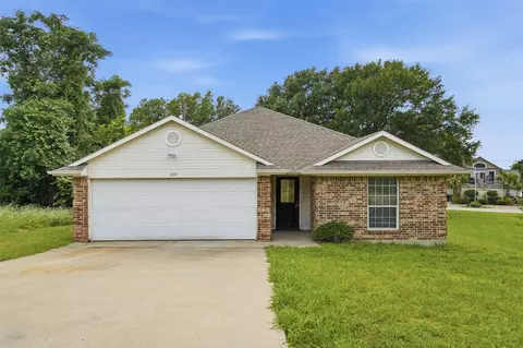 339 Outboard Dr, Gun Barrel City, TX 75156