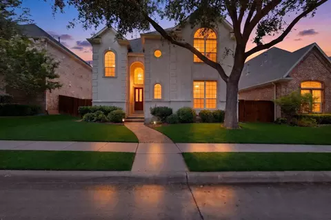 3351 Garrett Dr, Irving, TX 75062