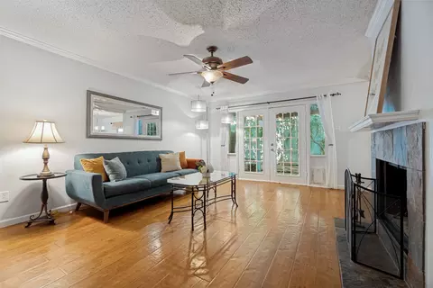 7452 E Northwest Hwy #123, Dallas, TX 75231