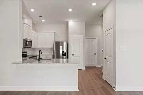 413 Mbs Way, Pilot Point, TX 76258 photo 3