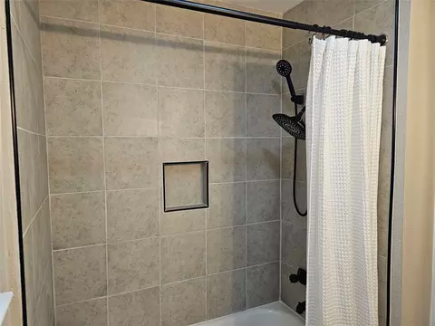 Bath - 200 E Charles St, Riesel, TX 76682 photo 2 of 6