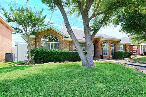 1544 Birkenhead Ln, Lancaster, TX 75134
