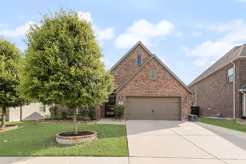 961 Canterbury Ln, Forney, TX 75126
