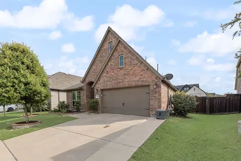 961 Canterbury Ln, Forney, TX 75126