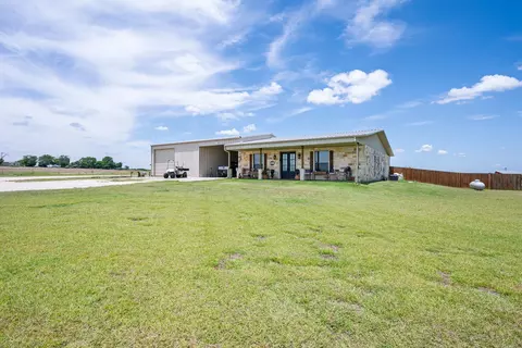 12102 Cedar Rock Pkwy, Crawford, TX 76638