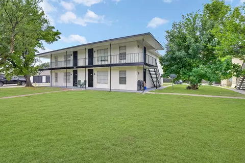 3016 Tudor Ln, Irving, TX 75060