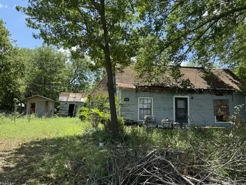 419 W W Pne, Whitewright, TX 75491