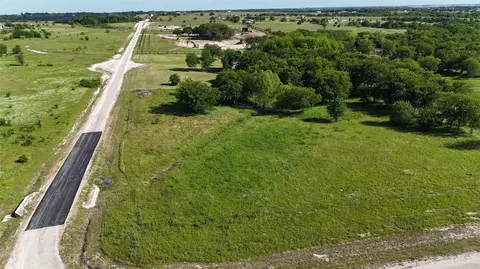 502 Longview Creek Trl, Itasca, TX 76055