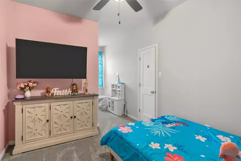 Bedroom - 418 Travis Dr, Mcgregor, TX 76657 photo 3 of 7