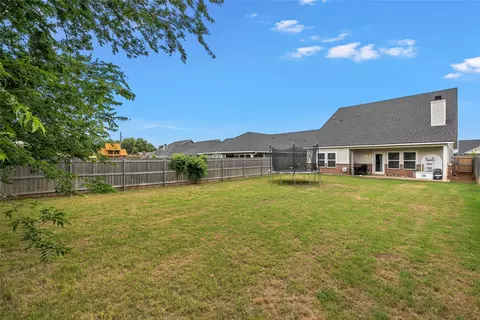 Exterior - 418 Travis Dr, Mcgregor, TX 76657 photo 2 of 2