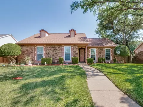 457 Whitley St, Cedar Hill, TX 75104