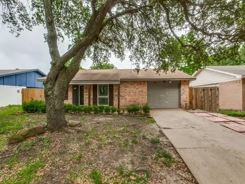 1502 Deepwood Dr, Garland, TX 75040