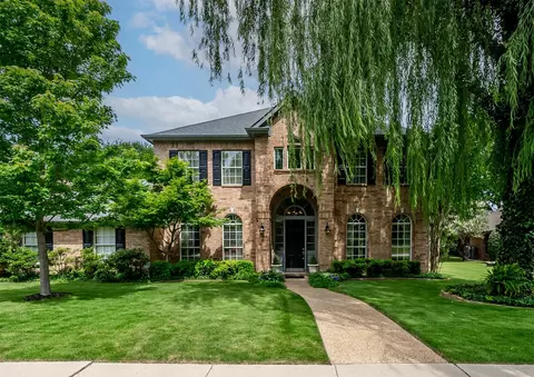 2704 Lakesedge Dr, Mckinney, TX 75072
