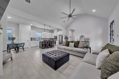 Other - 2004 Willy Dilly Rd, Springtown, TX 76082 photo 1 of 8