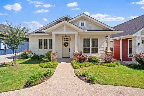 322 Woodside Trl, Waxahachie, TX 75165