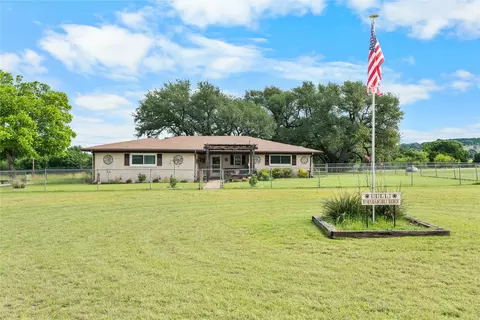 2911 Osage Rd, Gatesville, TX 76528