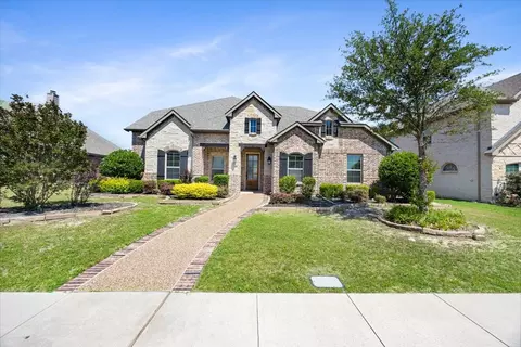 134 Pinewood Ave, Red Oak, TX 75154