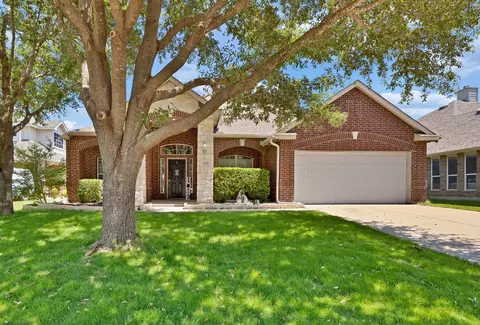 1308 Parkside Dr, Mansfield, TX 76063