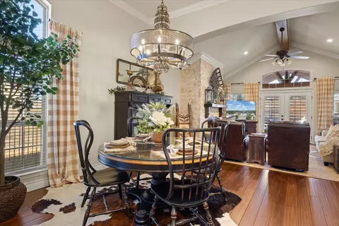703 N Avalon Ct, Granbury, TX 76048