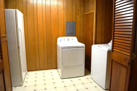 Other - 902 Hinton St, Minden, LA 71055 photo 2 of 4