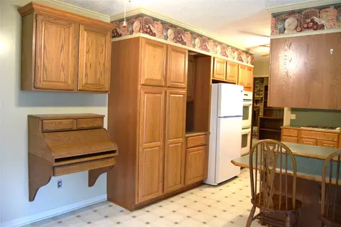 Kitchen - 902 Hinton St, Minden, LA 71055 photo 5 of 5