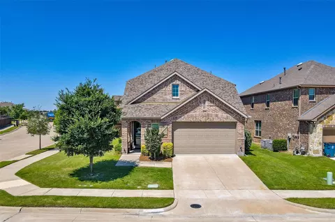 2424 San Marcos Dr, Forney, TX 75126