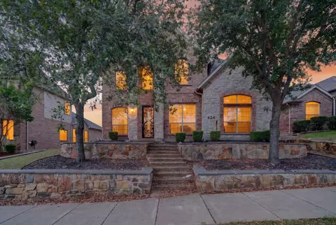 424 Castle St, Desoto, TX 75115